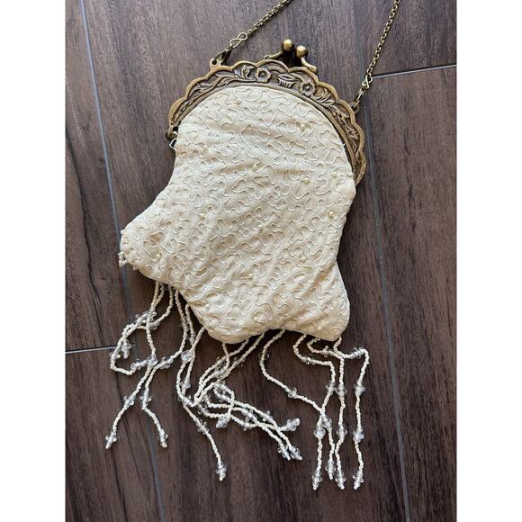 VTG Wayne M. Kleski Cream White Beaded Small Flapper Style Crossbody Purse - Picture 8 of 9